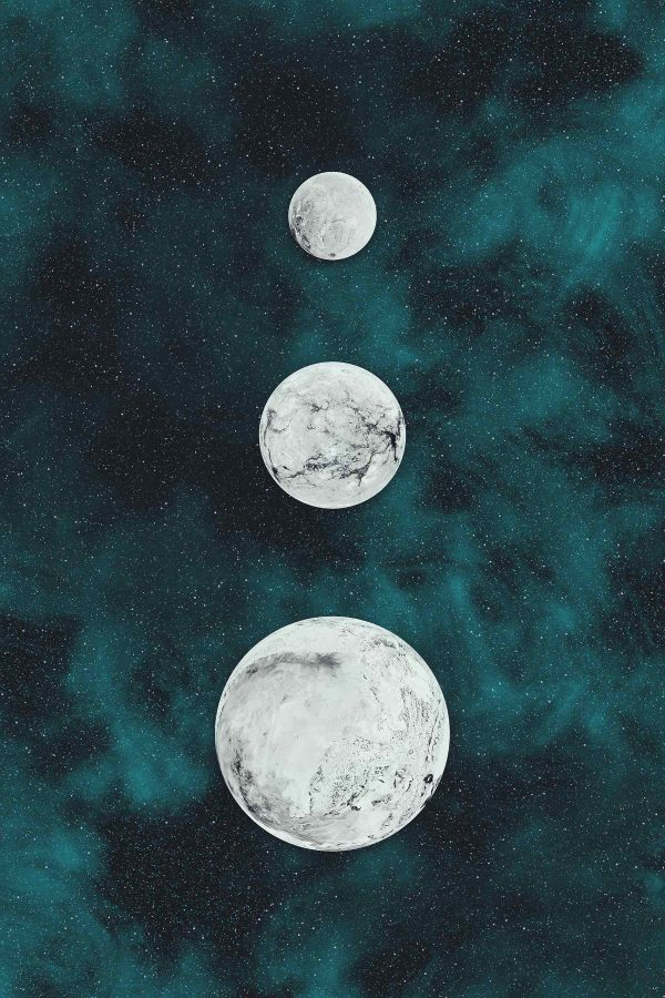 Groupe d'objets ronds et blancs dans l'espace Groupe d'objets ronds et blancs dans l'espace