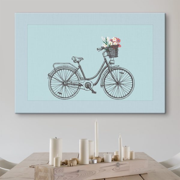 Bicyclette avec des fleurs dans un panier Bicyclette avec des fleurs dans un panier