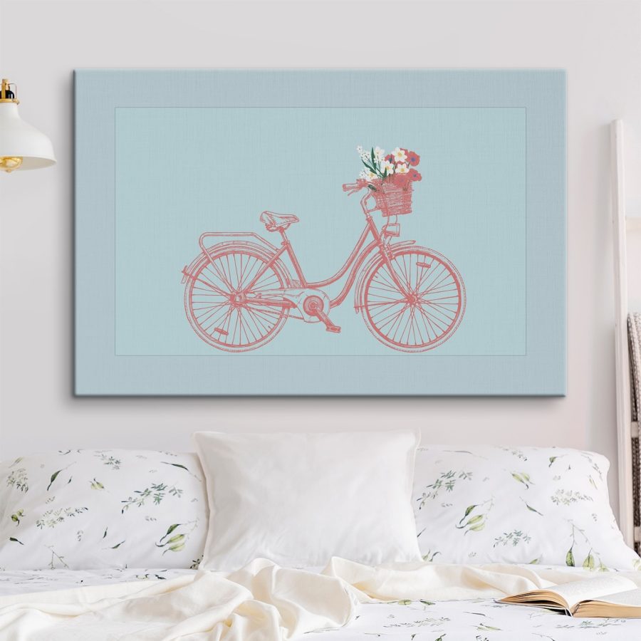 Bicyclette avec des fleurs dans un panier Bicyclette avec des fleurs dans un panier