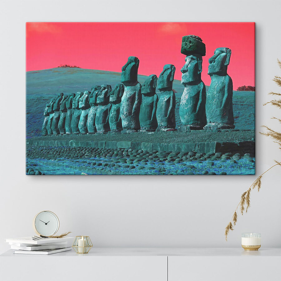 Groupe de statues en rangée
