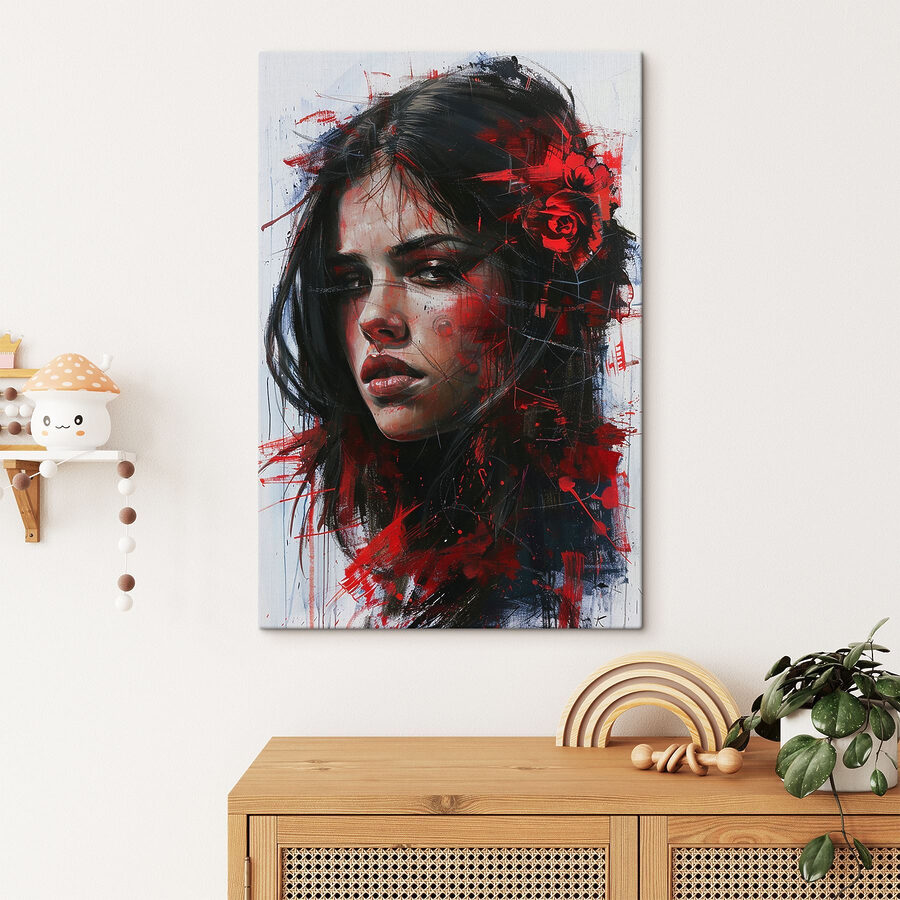 Peinture d'une femme avec de la peinture rouge