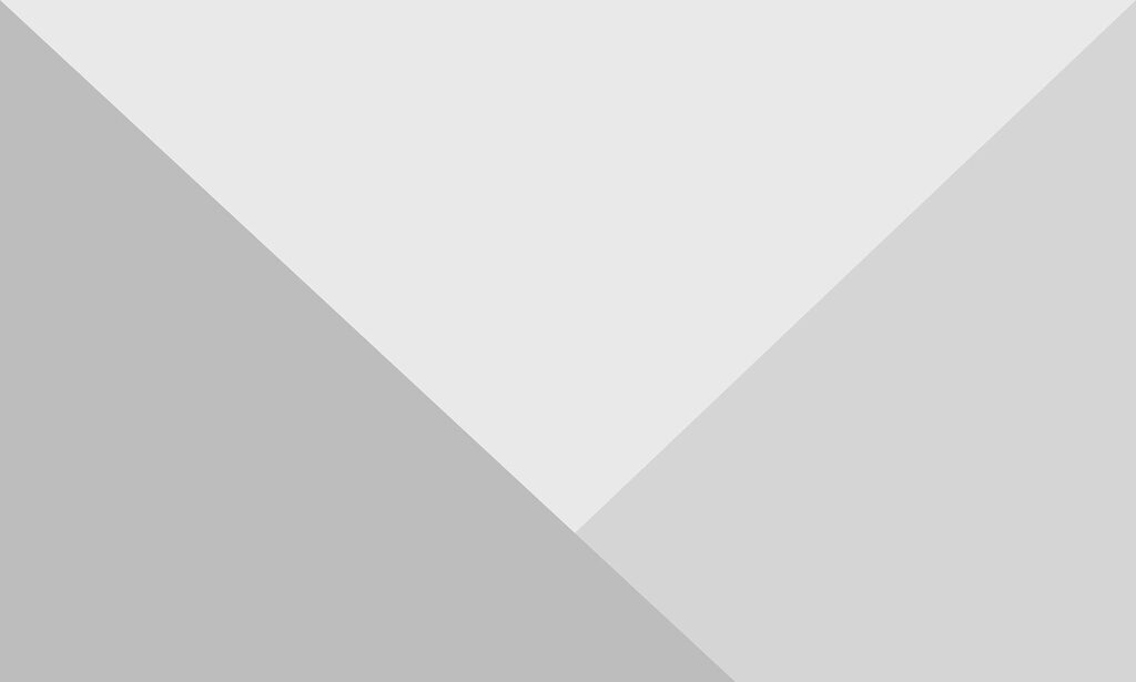 Triangle blanc et gris Triangle blanc et gris