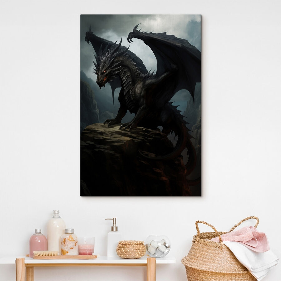 Dragon noir sur un rocher