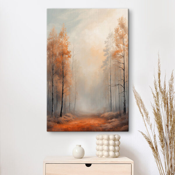 Forêt brumeuse avec des arbres Forêt brumeuse avec des arbres
