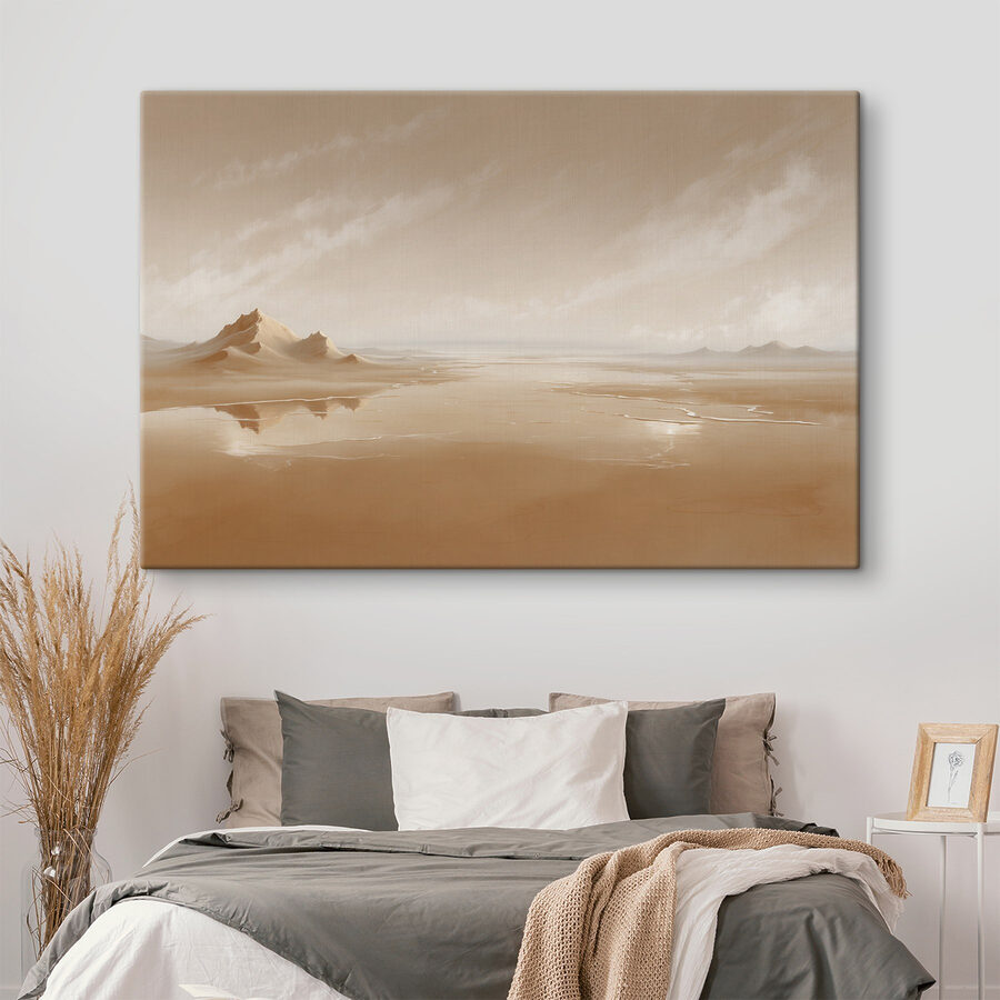 Désert de sable avec des montagnes au loin