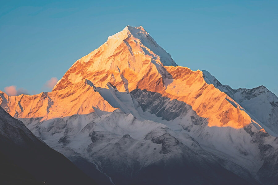 Montagne enneigée