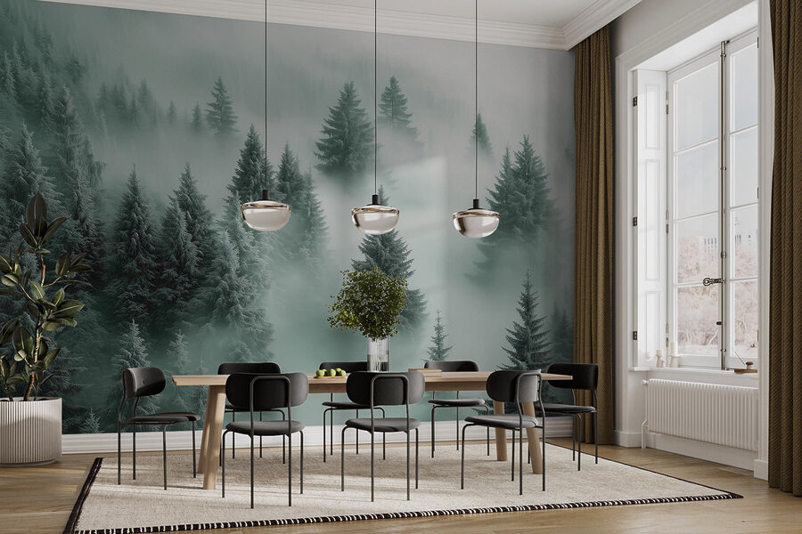 Groupe d'arbres dans le brouillard