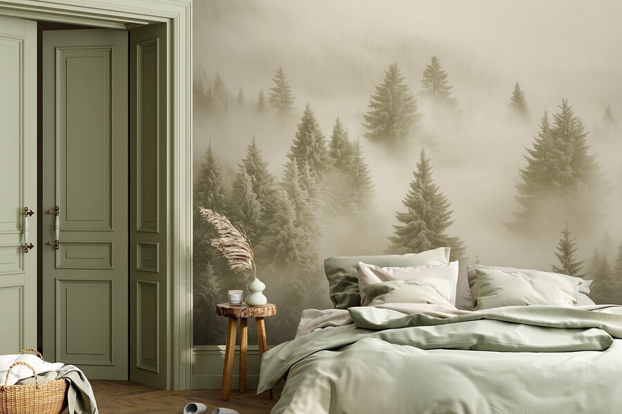 Groupe d'arbres dans le brouillard