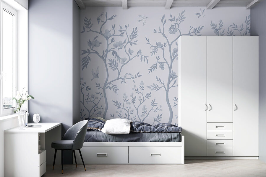 Papier peint avec des oiseaux et des arbres