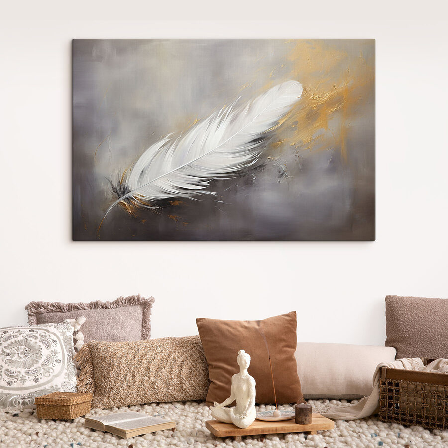 Plume blanche sur fond gris