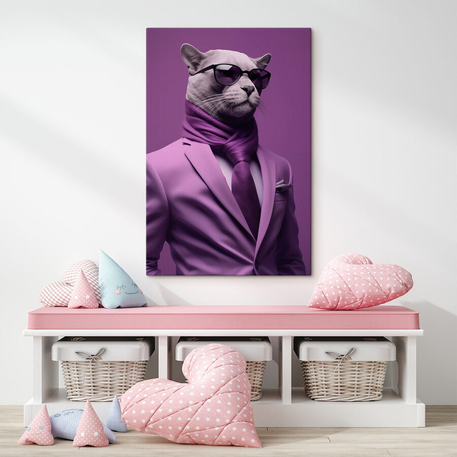 Chat portant un costume et des lunettes de soleil
