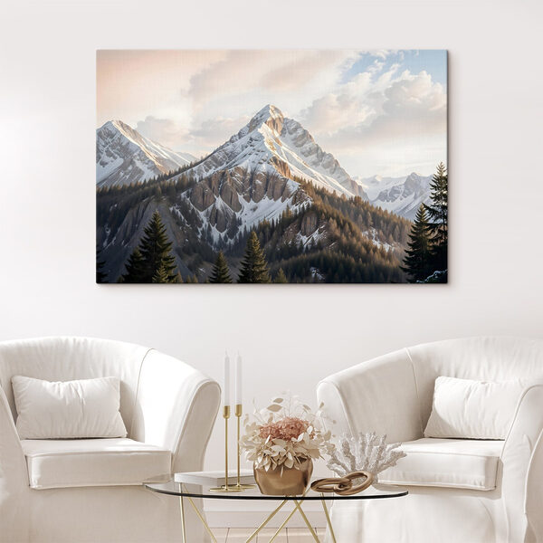 Montagne enneigée avec des arbres Montagne enneigée avec des arbres