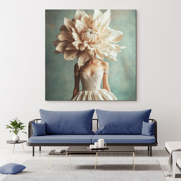 Femme portant une robe avec une grande fleur sur la tête Femme portant une robe avec une grande fleur sur la tête