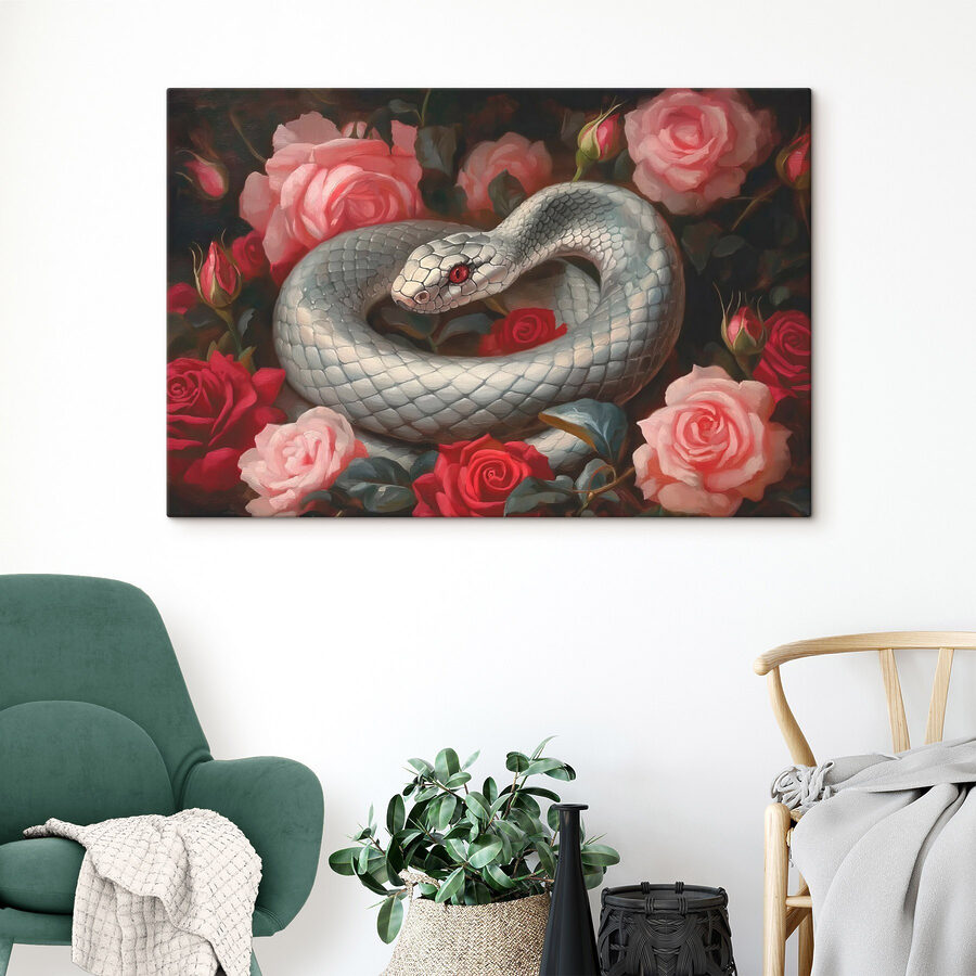 Un serpent dans un lit de roses