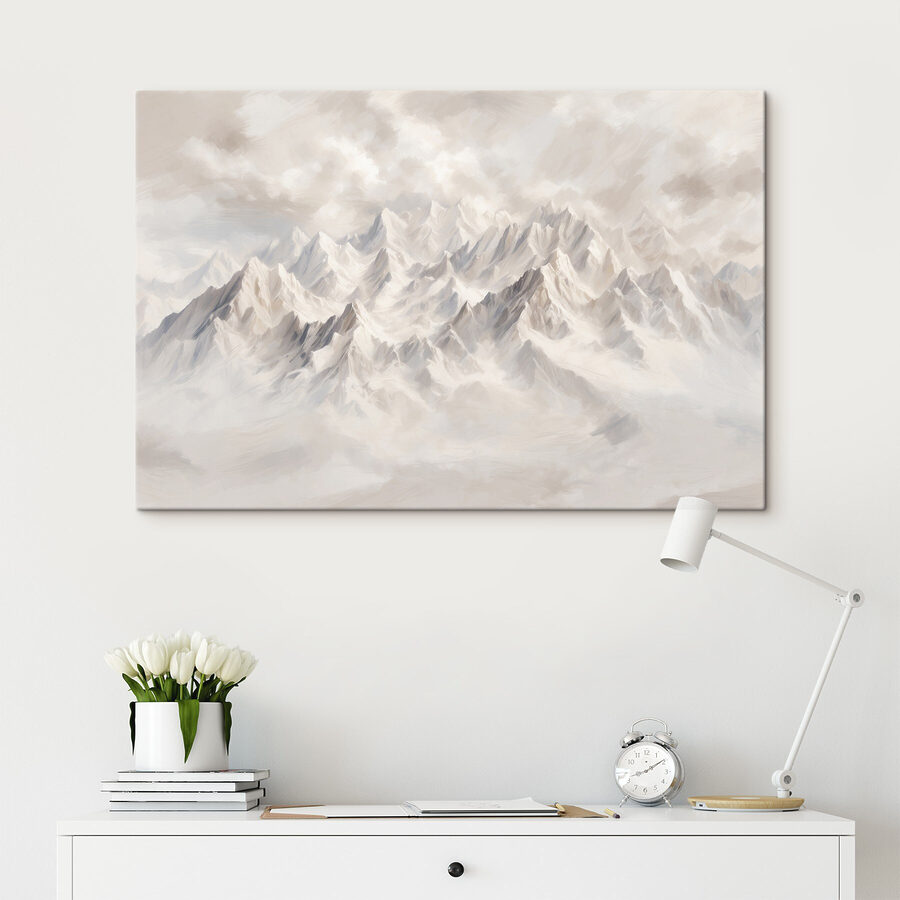 Chaîne de montagnes avec nuages