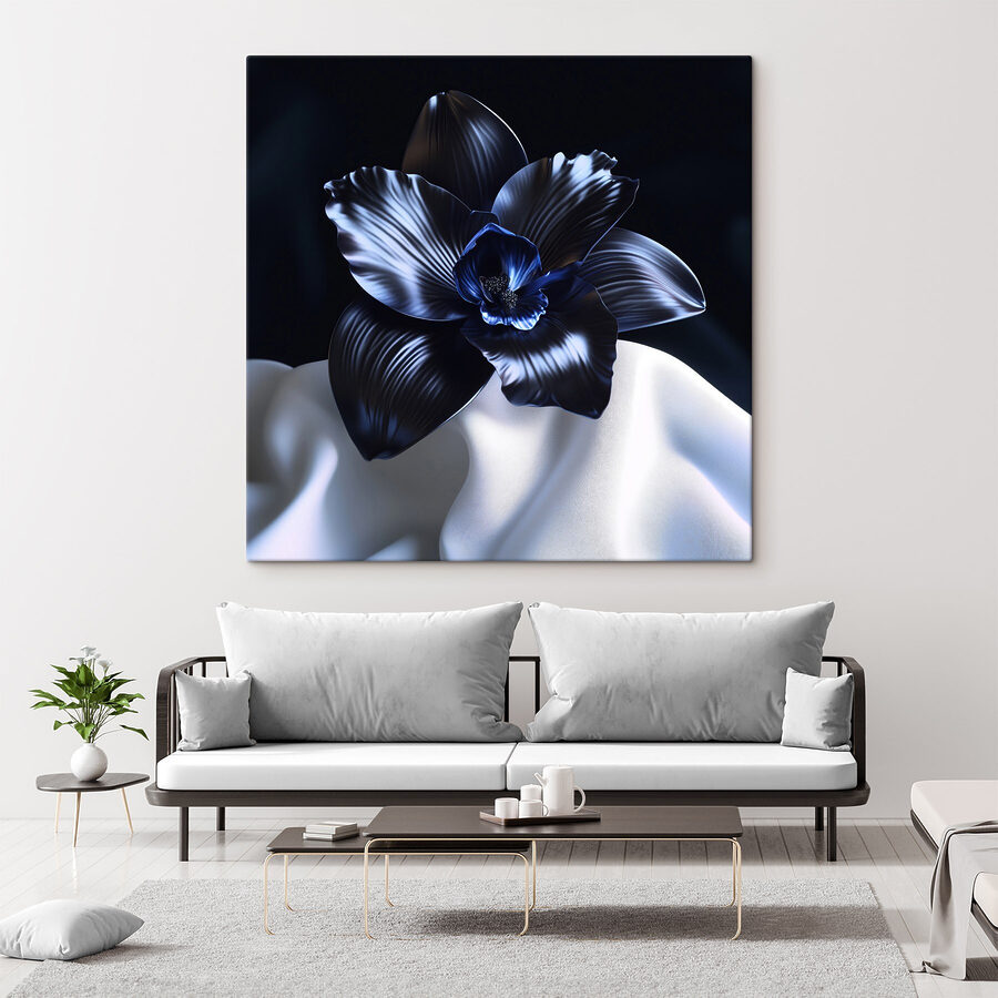 Fleur noire sur un tissu blanc