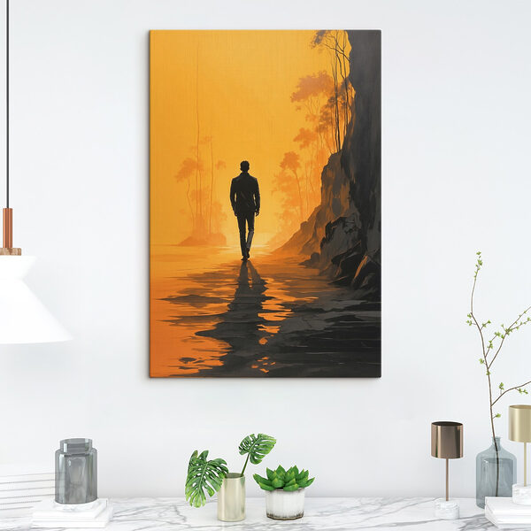 Homme marchant sur une plage Homme marchant sur une plage