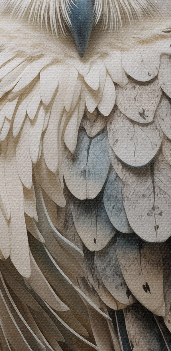 Hibou blanc aux yeux jaunes sur fond bleu avec des fleurs Hibou blanc aux yeux jaunes sur fond bleu avec des fleurs