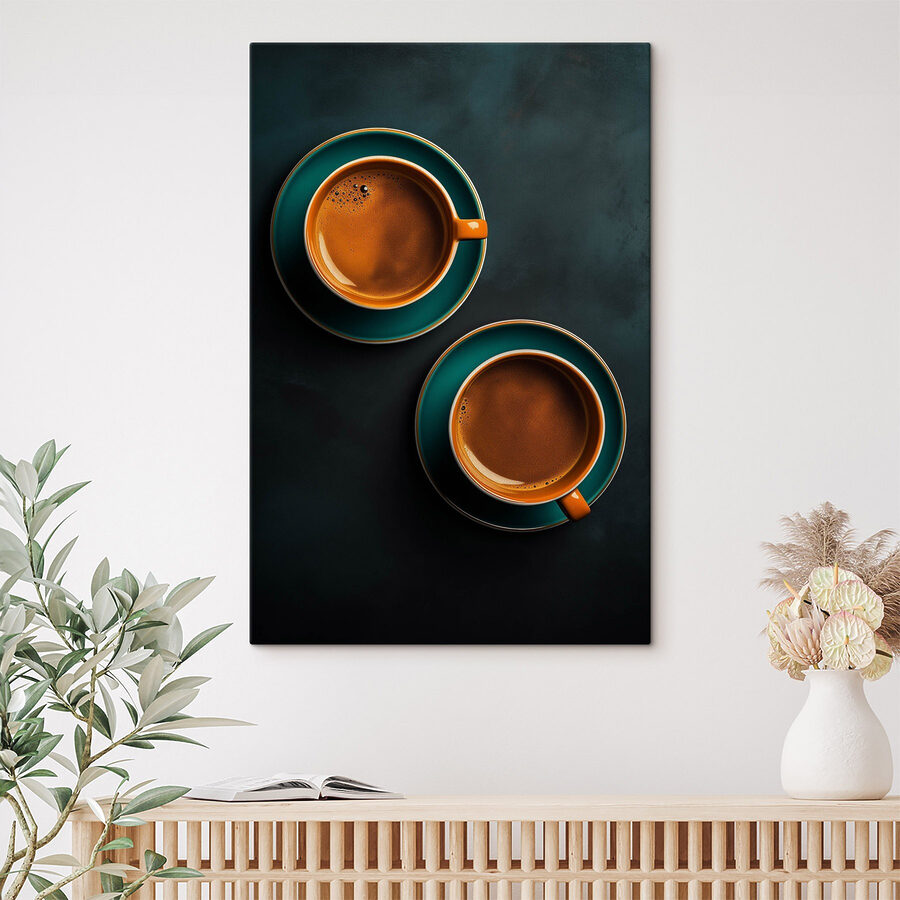 Deux tasses de café sur des soucoupes