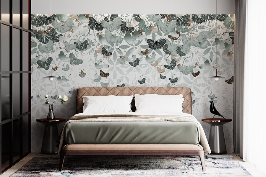 Les feuilles qui s'écoulent créent des motifs tranquilles.