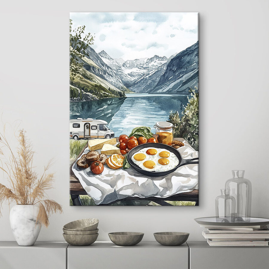 Nourriture sur une table au bord d'un lac