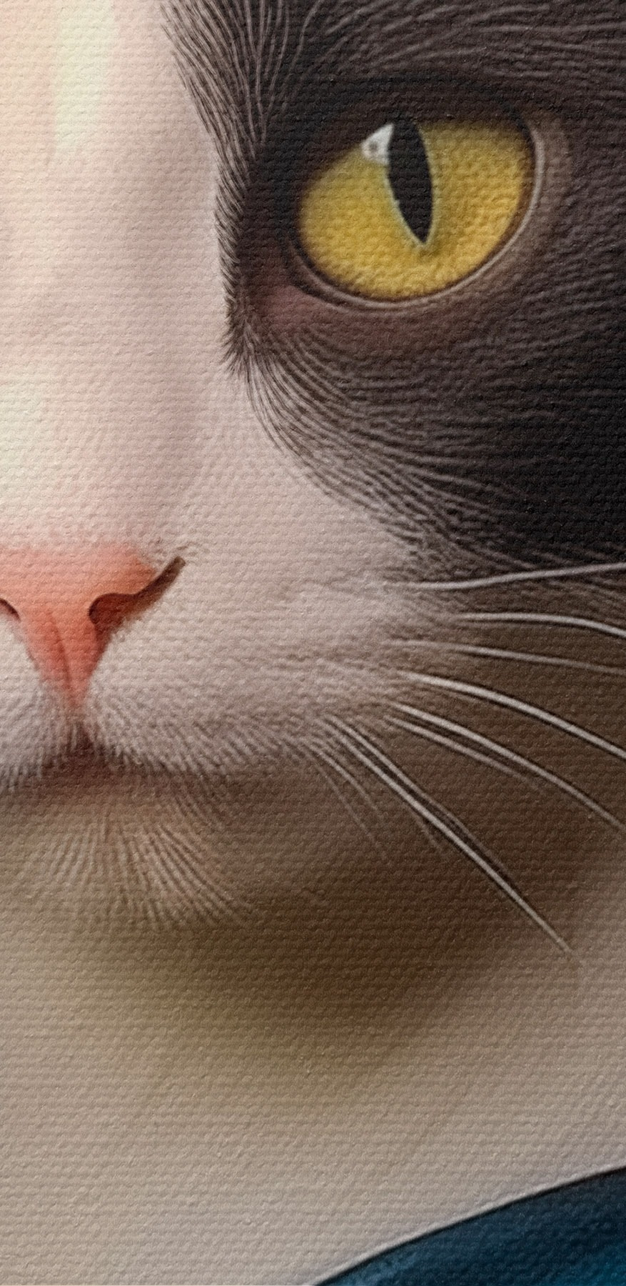 Chat portant un chapeau vert