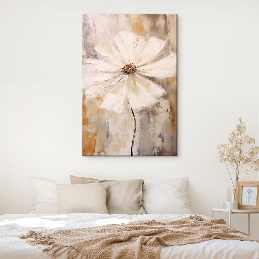 Fleur blanche avec centre brun