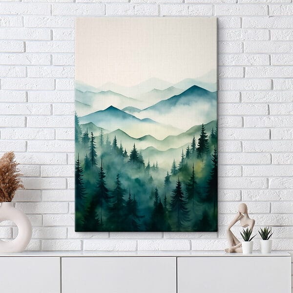 Peinture d'une chaîne de montagnes avec des arbres et du brouillard Peinture d'une chaîne de montagnes avec des arbres et du brouillard