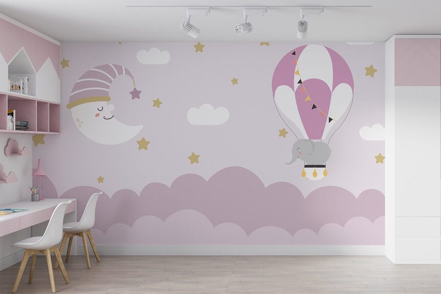 Eléphant et lune dans un ballon de baudruche