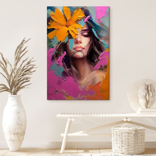 Peinture d'une femme avec des fleurs sur le visage Peinture d'une femme avec des fleurs sur le visage