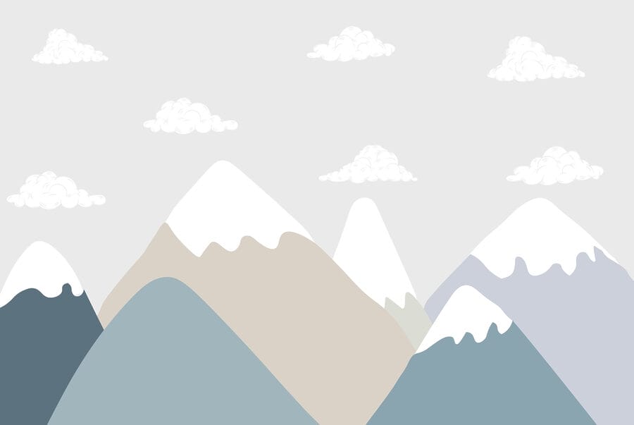 Chaîne de montagnes avec nuages