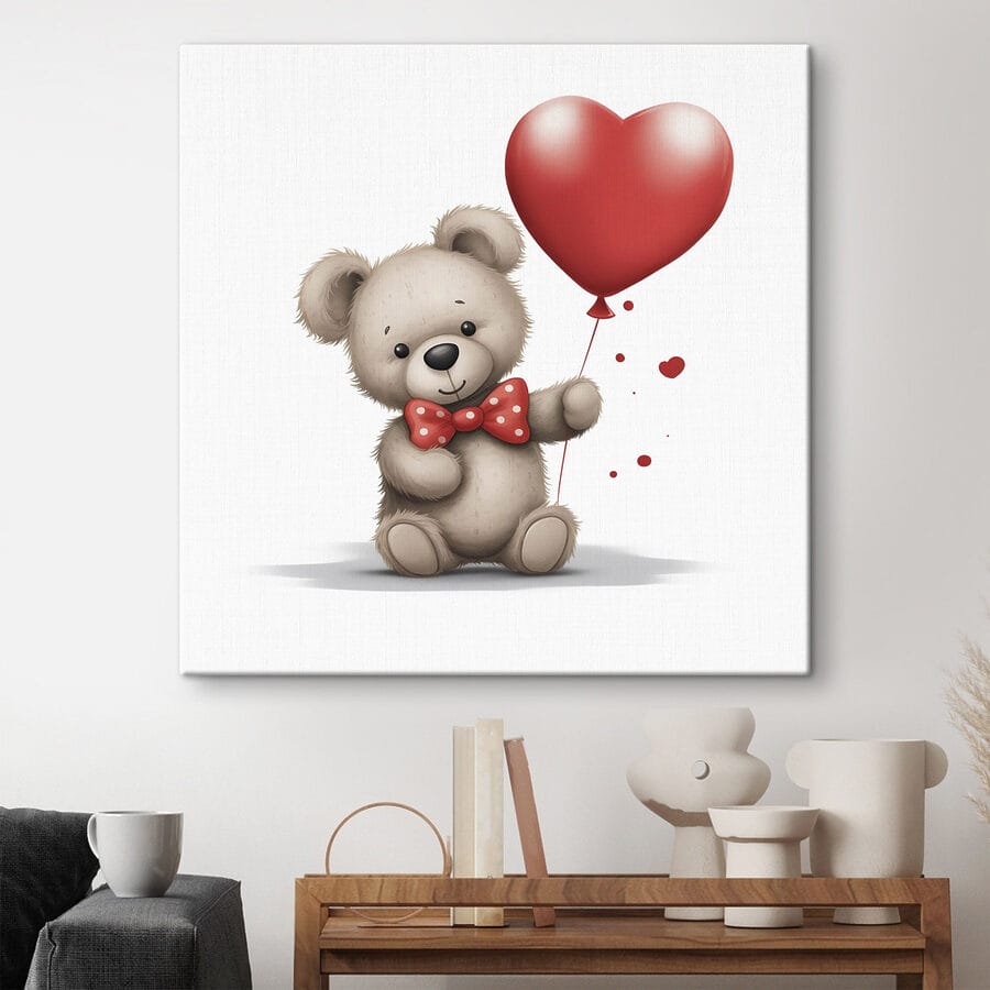 Ourson tenant un ballon en forme de coeur