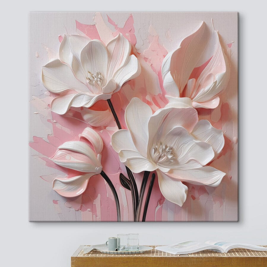 Fleurs blanches sur fond rose