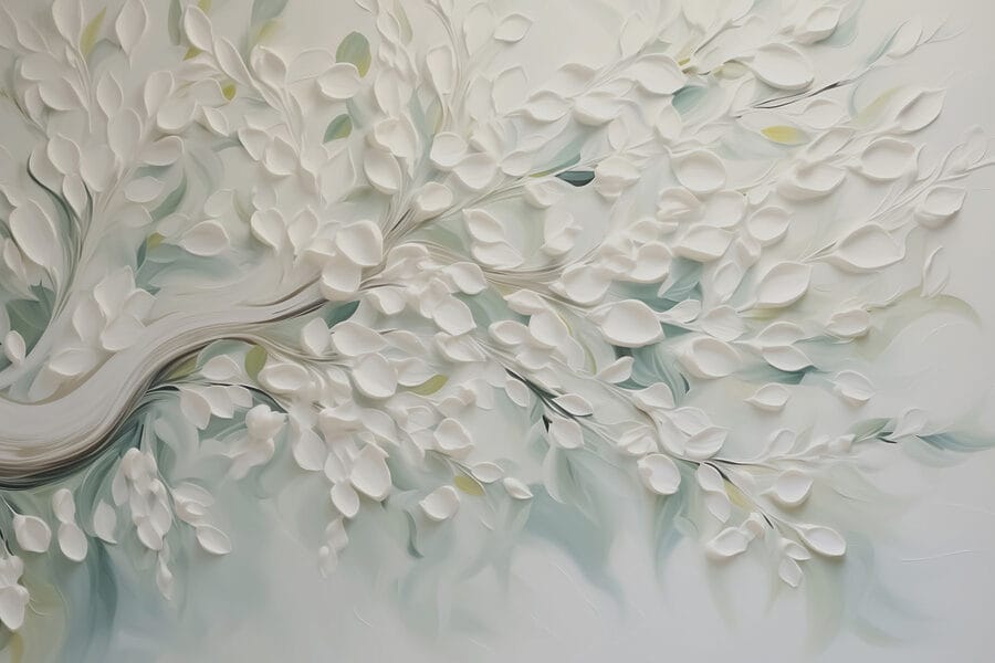 Arbre blanc avec des feuilles