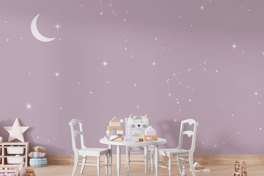 Lune et étoiles dans le ciel