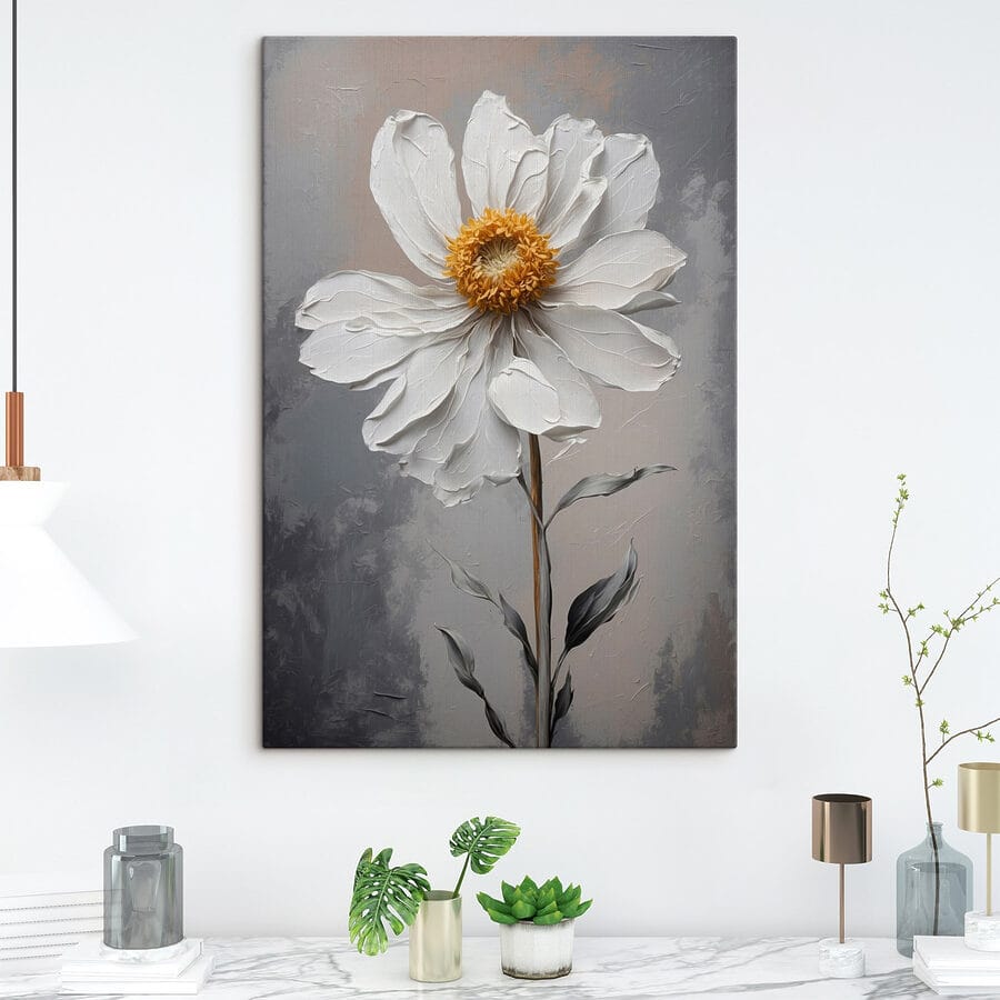 Fleur blanche avec un centre jaune