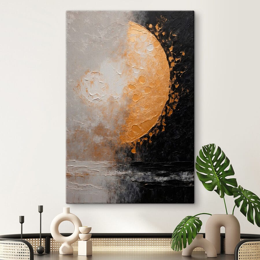 Peinture d'une lune et de l'eau