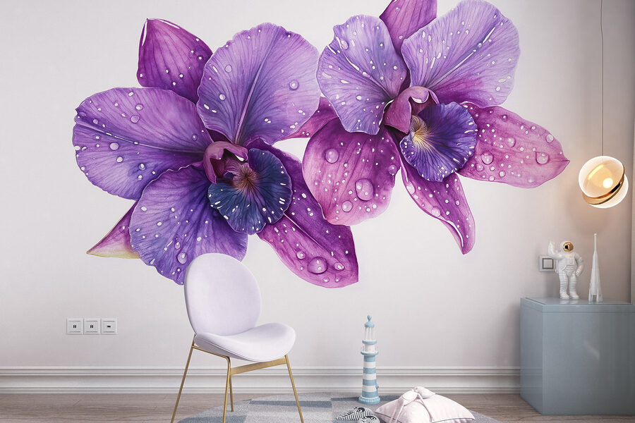 Fleurs violettes avec gouttes d'eau