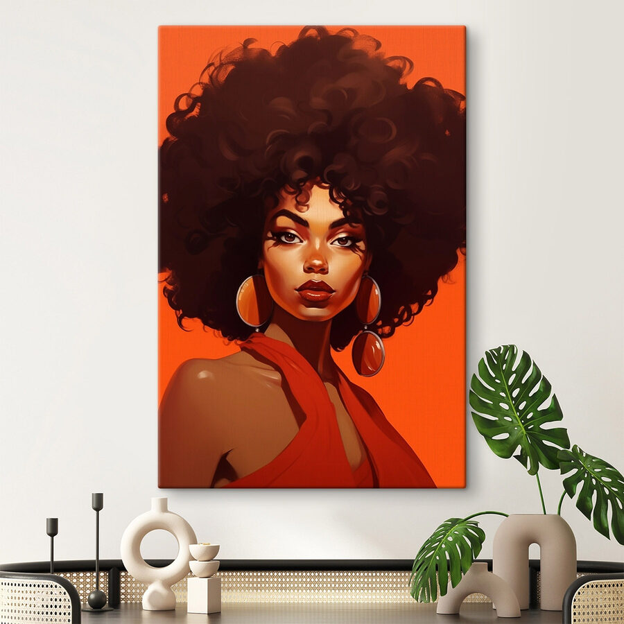Femme avec de grands cheveux afro et des boucles d'oreilles