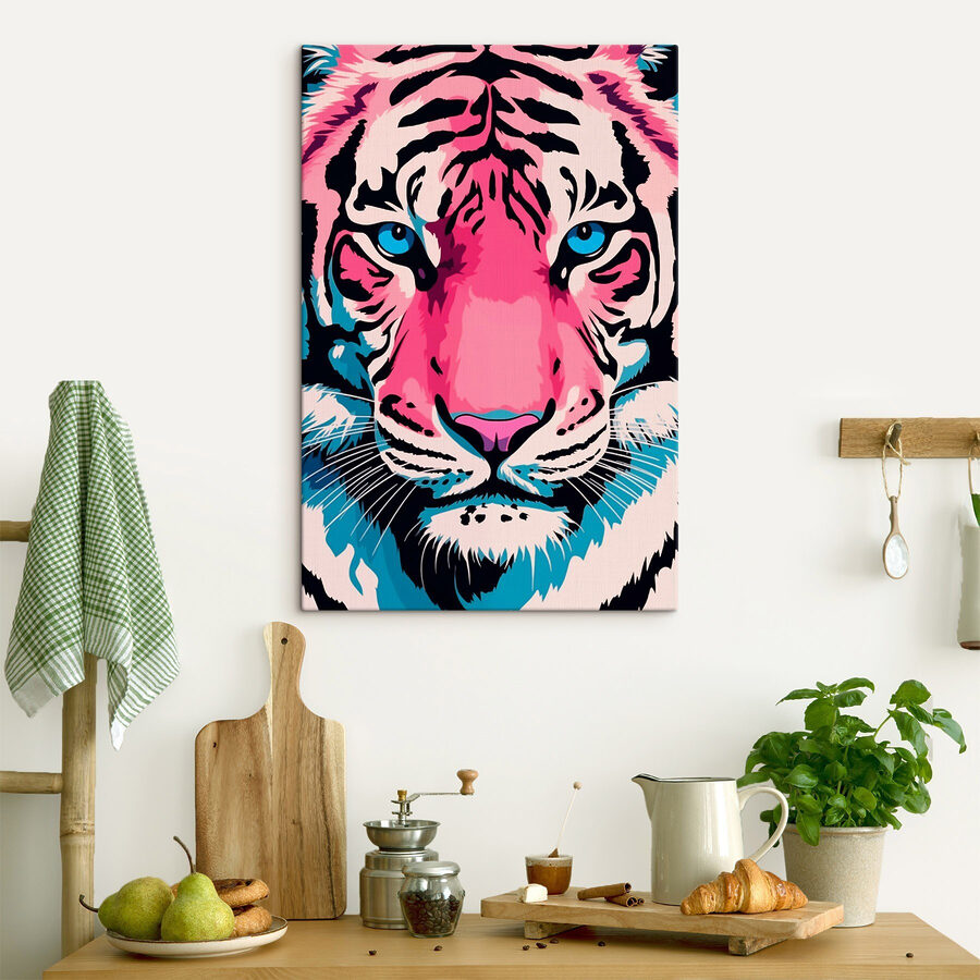 Un tigre audacieux aux yeux bleus saisissants. Un tigre audacieux aux yeux bleus saisissants.