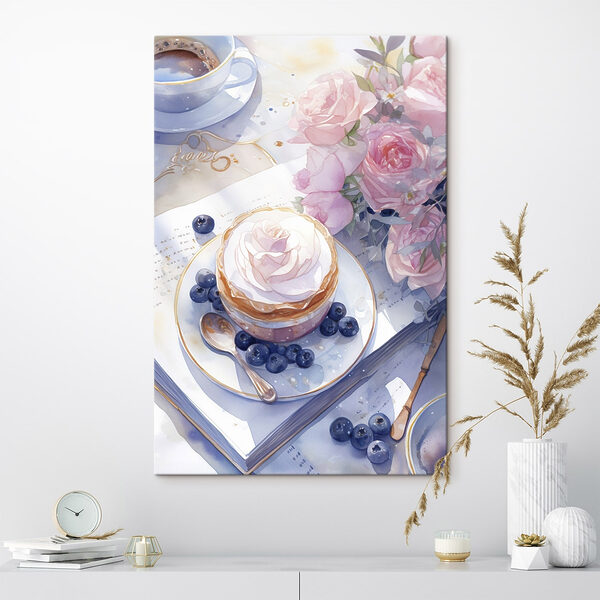 Peinture à l'aquarelle d'un dessert avec une rose sur une assiette avec des myrtilles et une cuillère. Peinture à l'aquarelle d'un dessert avec une rose sur une assiette avec des myrtilles et une cuillère.
