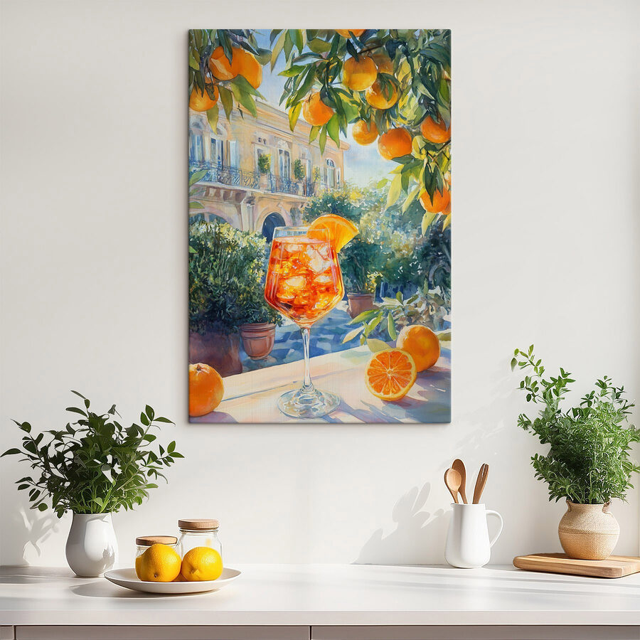 Verre de jus d'orange avec des oranges en arrière-plan