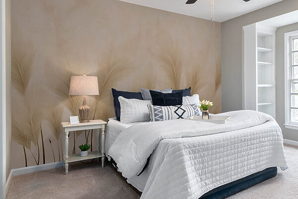 Groupe de plumes sur fond beige Groupe de plumes sur fond beige