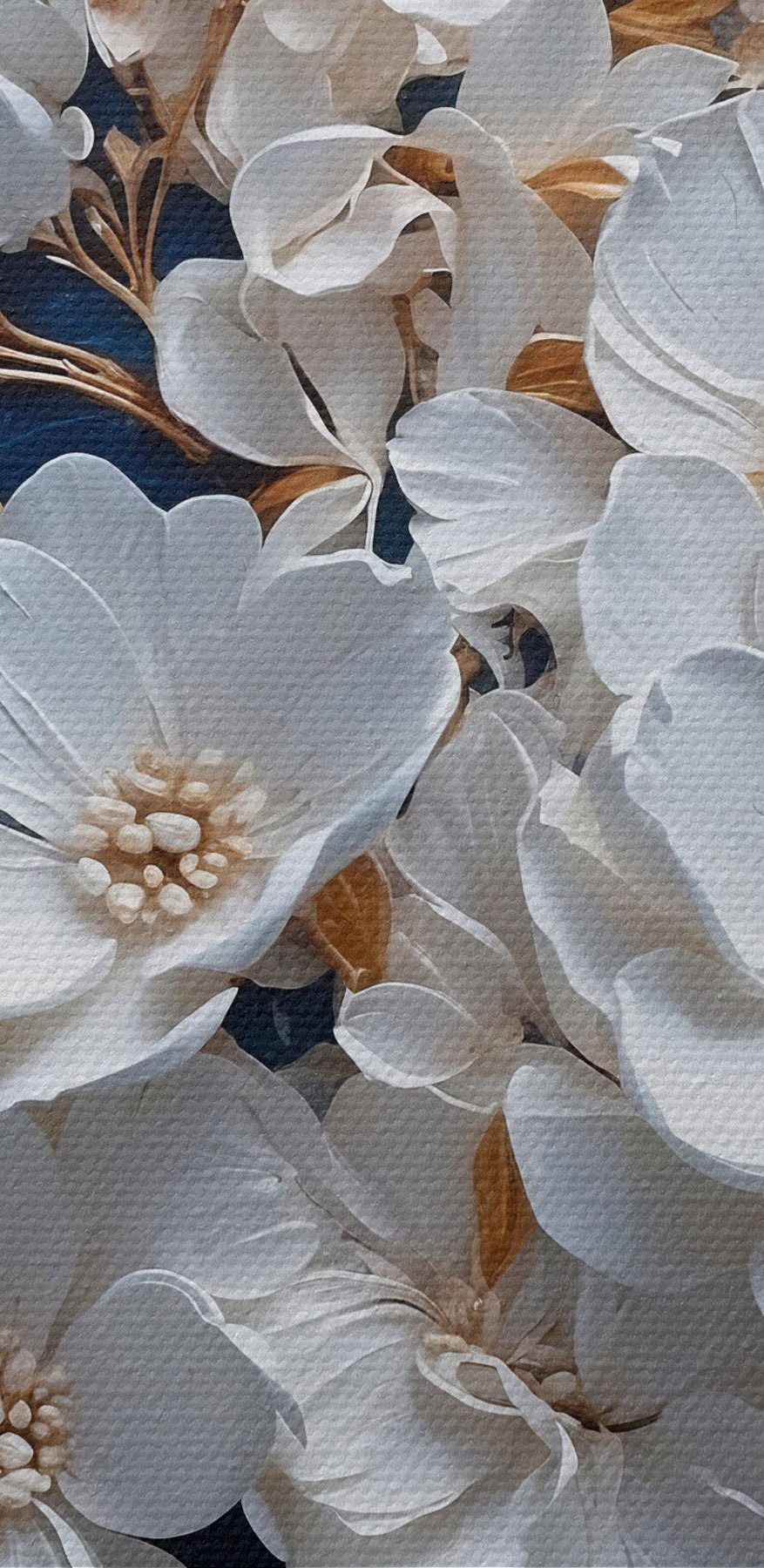 Fleurs délicates sur un fond riche