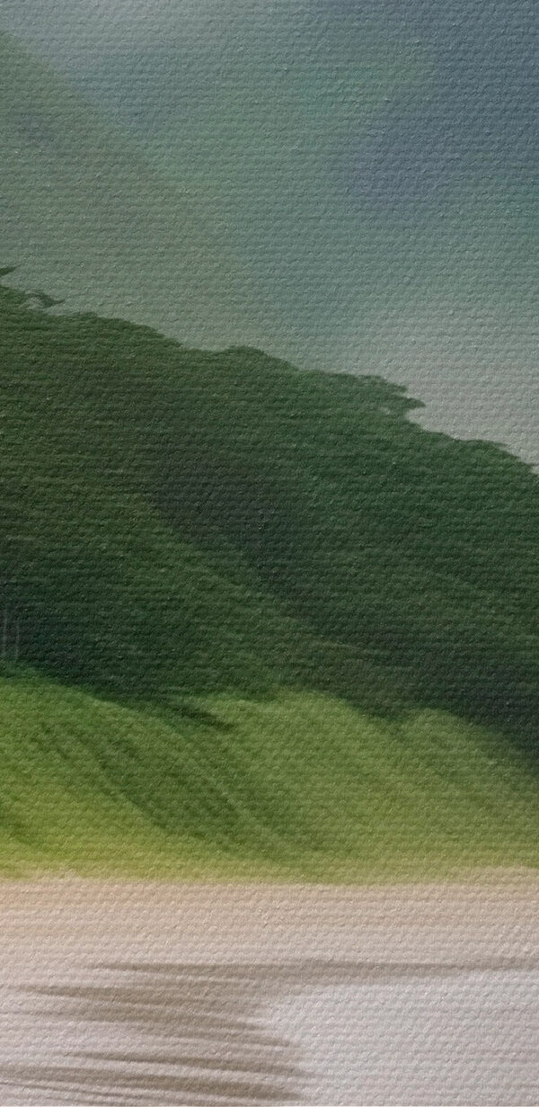 Plage avec arbres et montagnes Plage avec arbres et montagnes