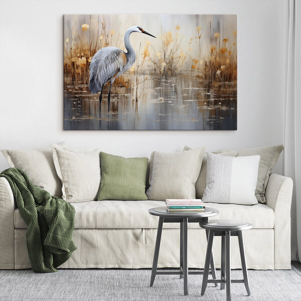 Oiseau debout dans l'eau Oiseau debout dans l'eau