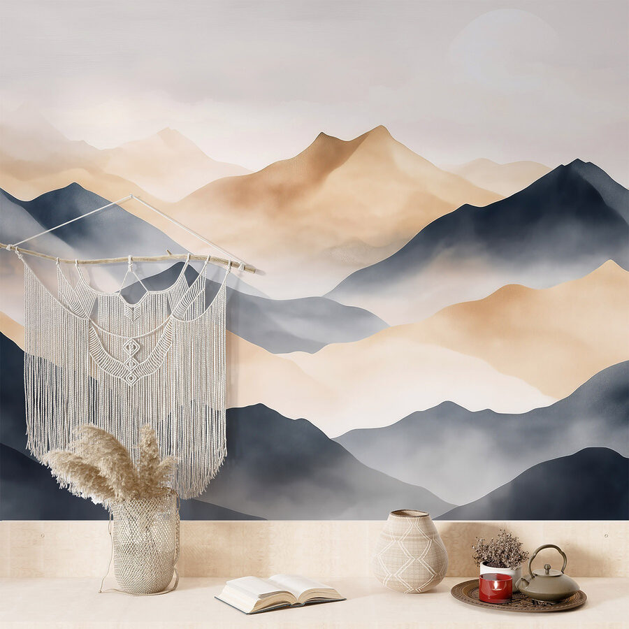 Chaîne de montagnes avec brouillard