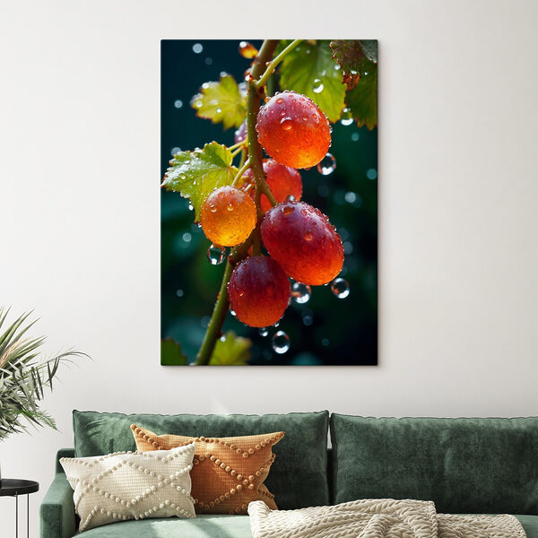Grappe de raisins avec des gouttes d'eau dessus Grappe de raisins avec des gouttes d'eau dessus