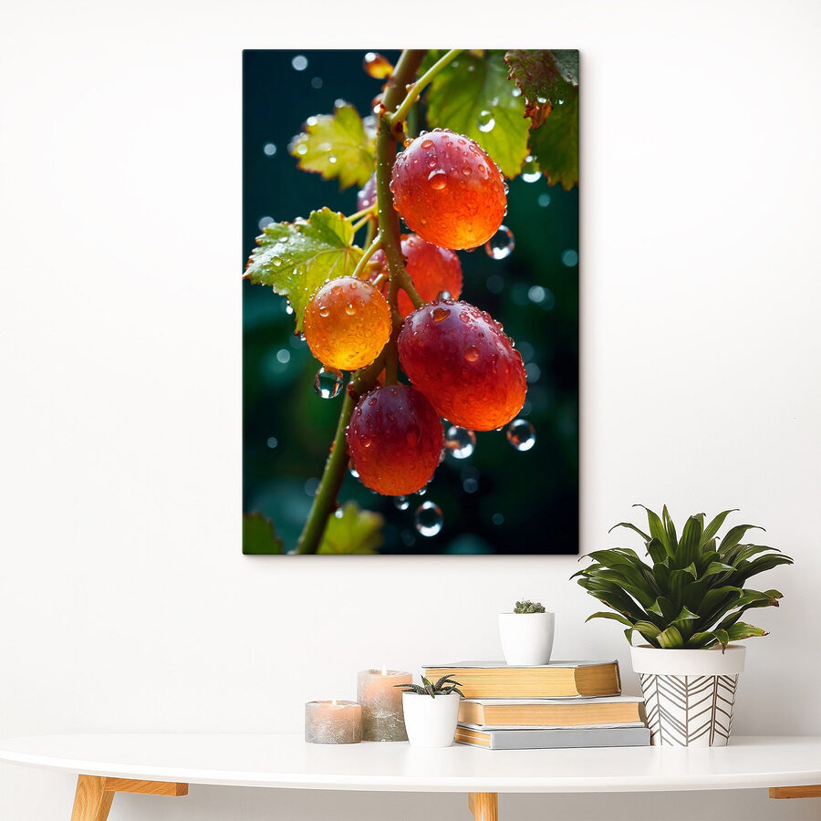 Grappe de raisins avec des gouttes d'eau dessus Grappe de raisins avec des gouttes d'eau dessus