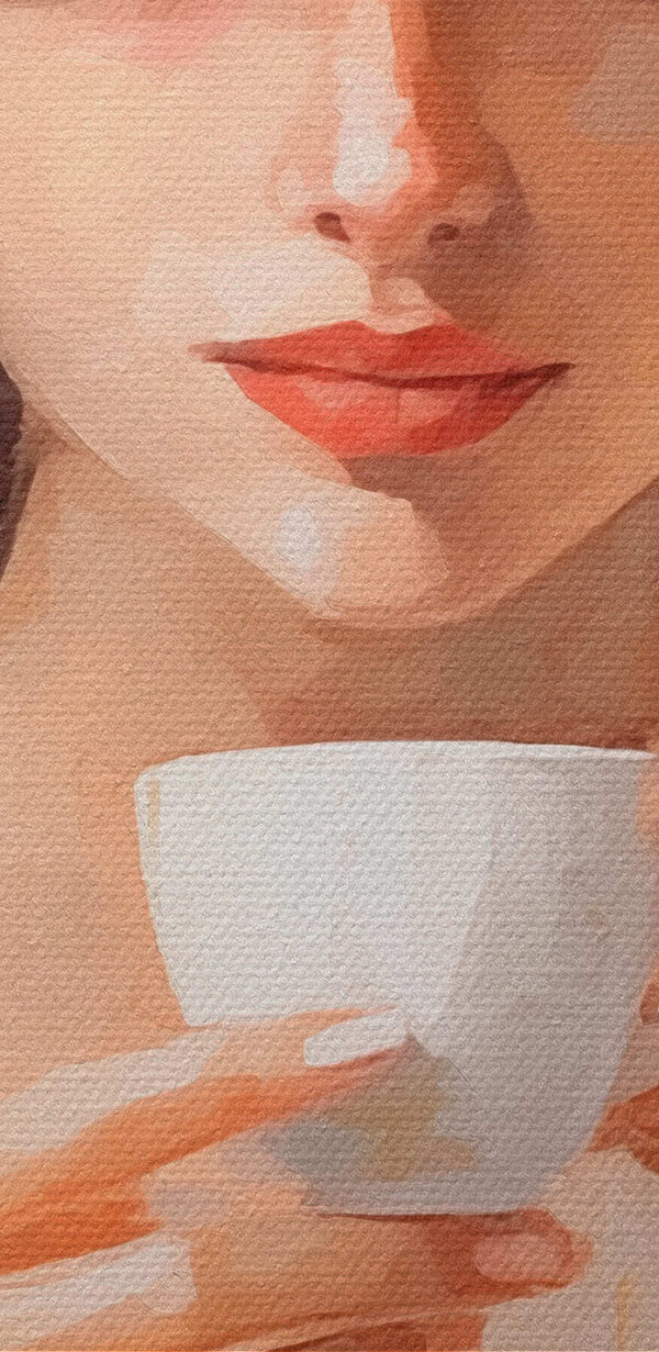 Femme portant un chapeau et tenant une tasse Femme portant un chapeau et tenant une tasse